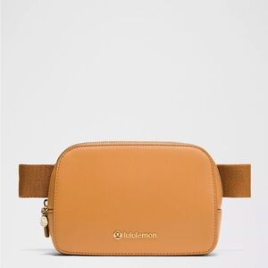 Lululemon Everywhere Belt Bag 1L Leather Alternative